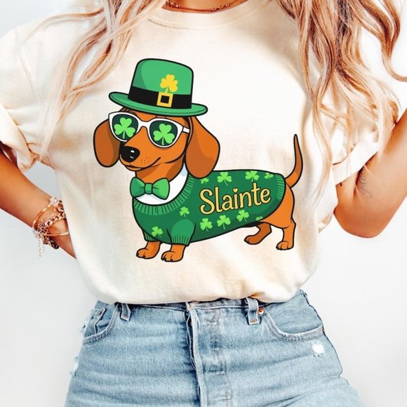 Dachshund St Patrick's Day Tee, St Patrick's Day T-shirt - Picture 1 of 4